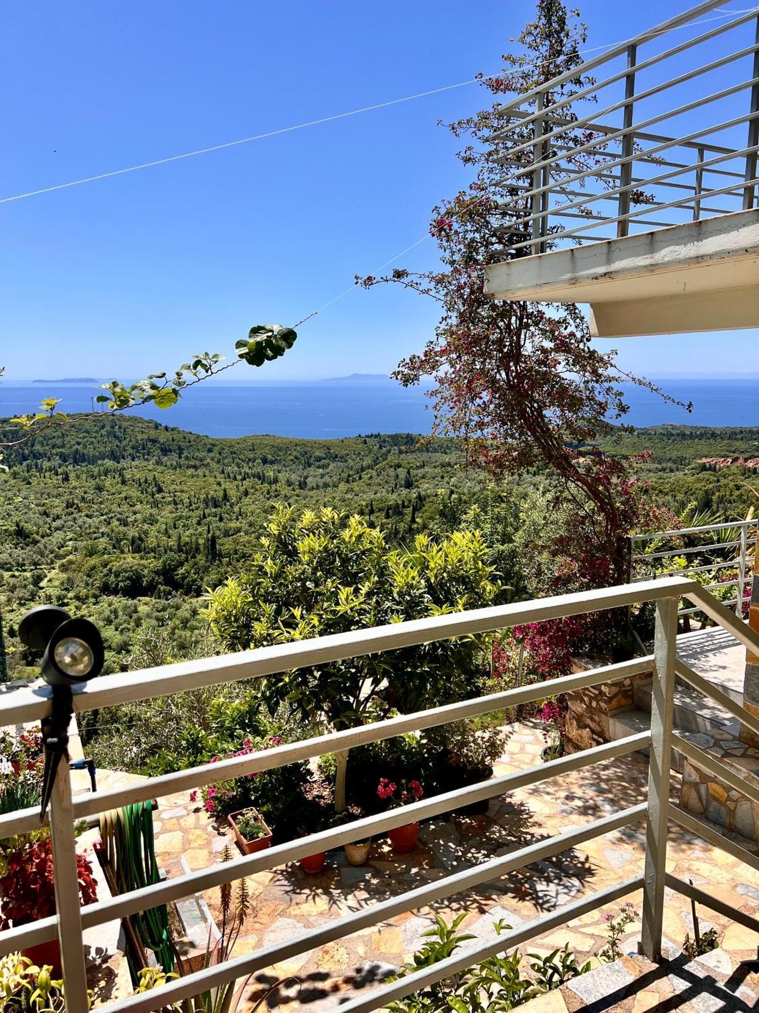 Vila Tatjana Guest House Vuno Exterior photo